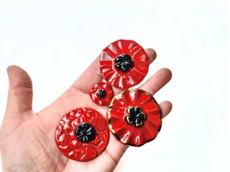 poppy pin, various sizes