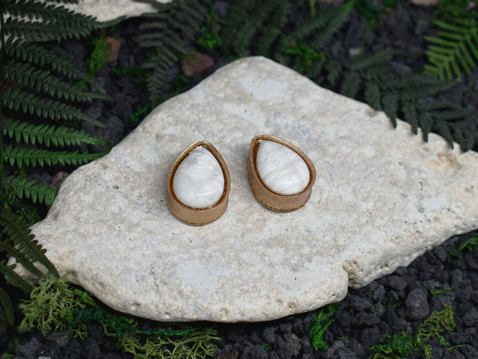 Teardrop Ear Tunnels 25mm Howlite | Pair | Ear Plugs | Gauge Earrings | Gauged Plugs | Resin #38