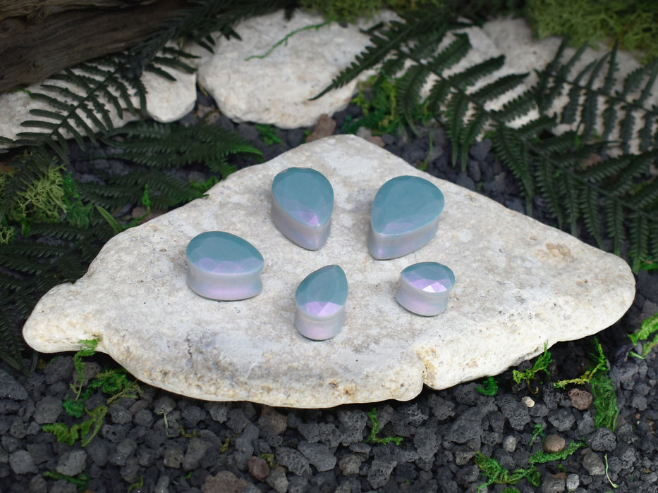 Faceted Teardrop Ear Tunnels 10-25mm | Pair | Ear Plugs | Gauge Earrings | Gauged Plugs | Resin #171