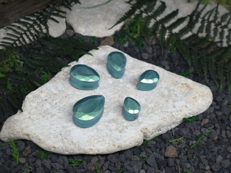 Faceted Teardrop Ear Tunnels 10-25mm | Pair | Ear Plugs | Gauge Earrings | Gauged Plugs | Resin #228