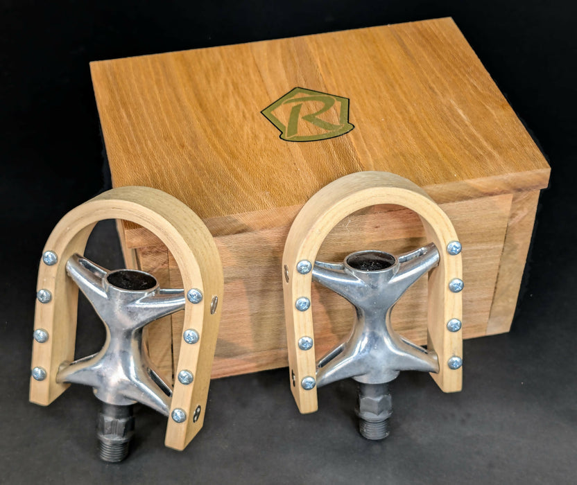 Bicycle Pedals in solid bent hardwood