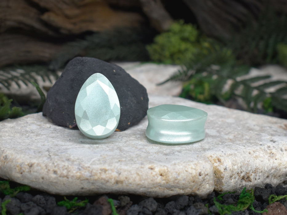 Faceted Teardrop Ear Tunnels 10-25mm | Pair | Ear Plugs | Gauge Earrings | Gauged Plugs | Resin #235