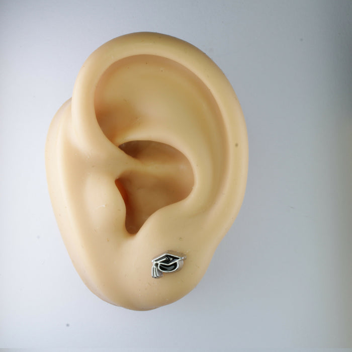 Magnetic_Clip_On_Invisible_Clipon_Stud_Pierced_Nonpierced_Earring_Earrings_Ear_Charm_Graduation_Cap_Class_6mm