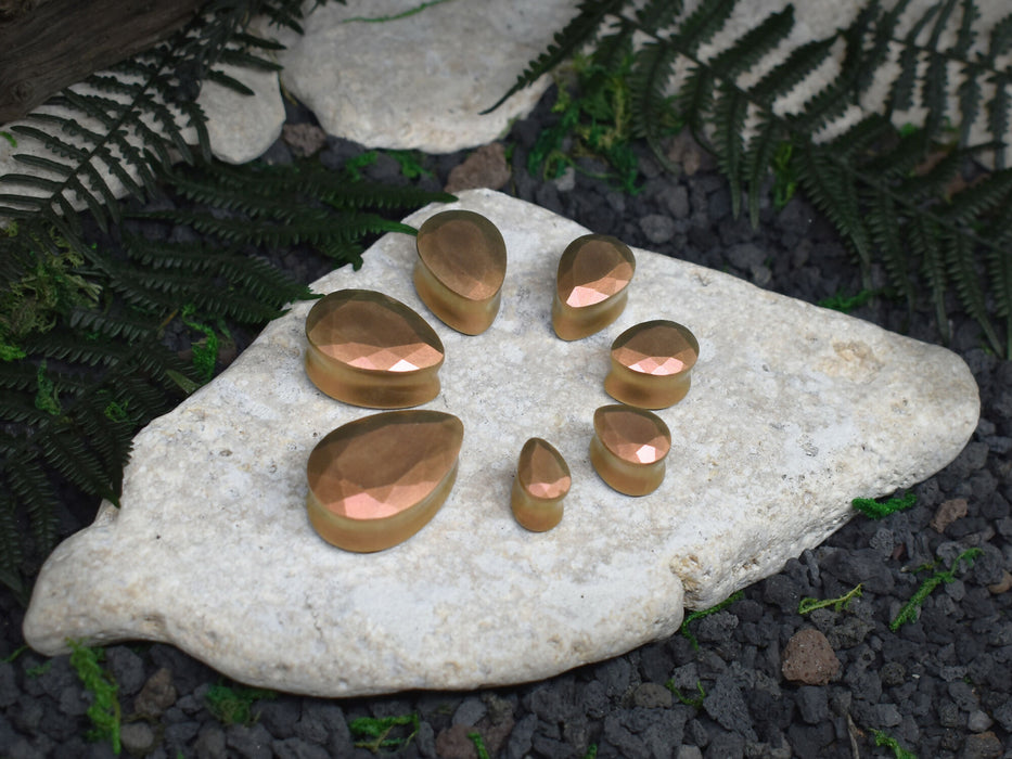 Faceted Teardrop Ear Tunnels 10-25mm | Pair | Ear Plugs | Gauge Earrings | Gauged Plugs | Resin #248