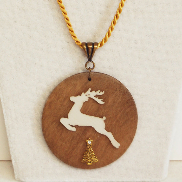 reindeer xmas tree disc N gld cord sq