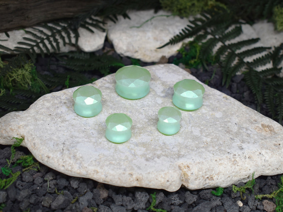 Faceted Ear Tunnels 10-25mm | Pair | Ear Plugs | Gauge Earrings | Gauged Plugs | Resin #157