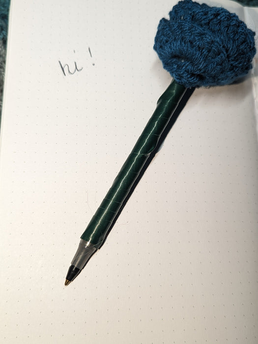 Rose pen