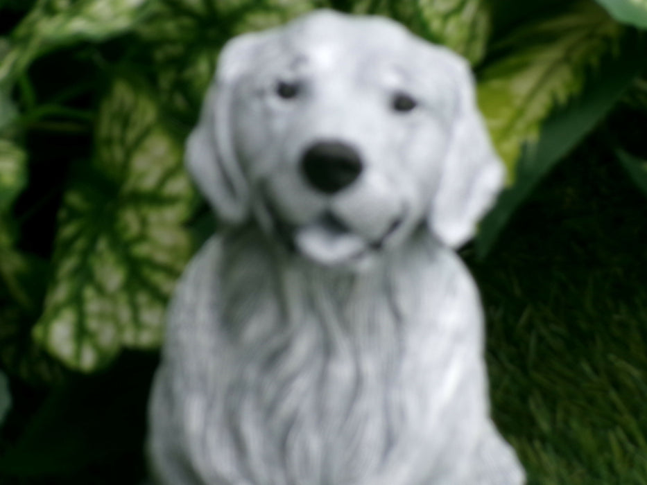 Golden Retriever Concrete Statue 4.5 x 7 x 9.75" High