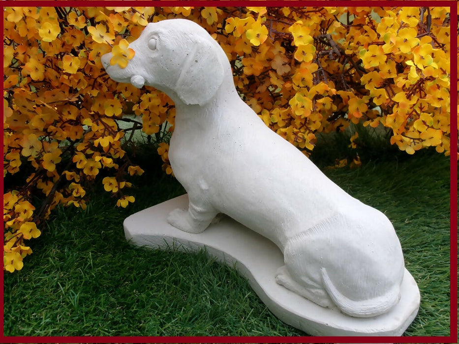 Dachshund Dog Concrete Statue 4-1/2 x 9-1/2 x 7-3/4" High