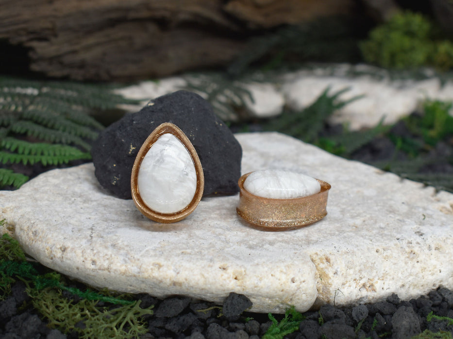 Teardrop Ear Tunnels 25mm Howlite | Pair | Ear Plugs | Gauge Earrings | Gauged Plugs | Resin #38