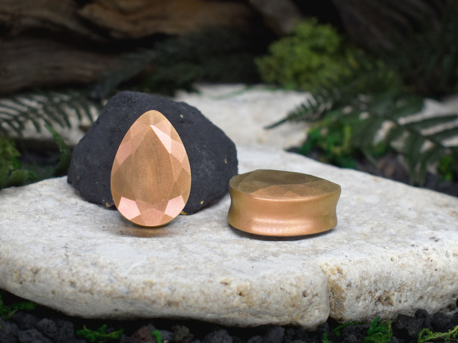 Faceted Teardrop Ear Tunnels 10-25mm | Pair | Ear Plugs | Gauge Earrings | Gauged Plugs | Resin #248