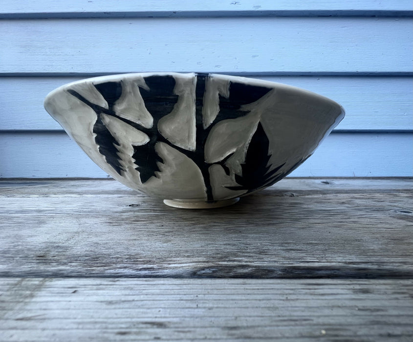 medium porcelain tomato vine serving bowl