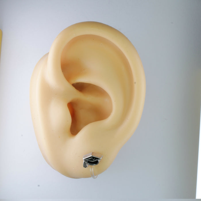 Magnetic_Clip_On_Invisible_Clipon_Stud_Pierced_Nonpierced_Earring_Earrings_Ear_Charm_Graduation_Cap_Class_6mm_clip
