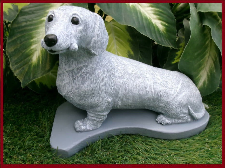 Dachshund Dog Concrete Statue 4-1/2 x 9-1/2 x 7-3/4" High