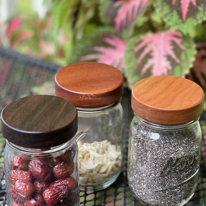 Wooden mason jar lids