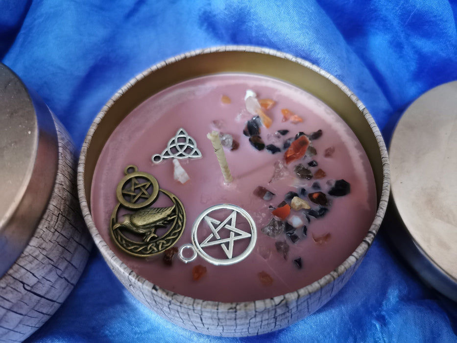 The Morrigan Devotional Candle