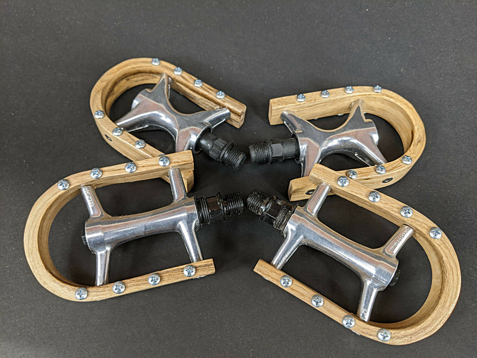 Bicycle Pedals in solid bent hardwood