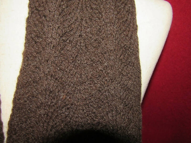 Old Shale wool scarf